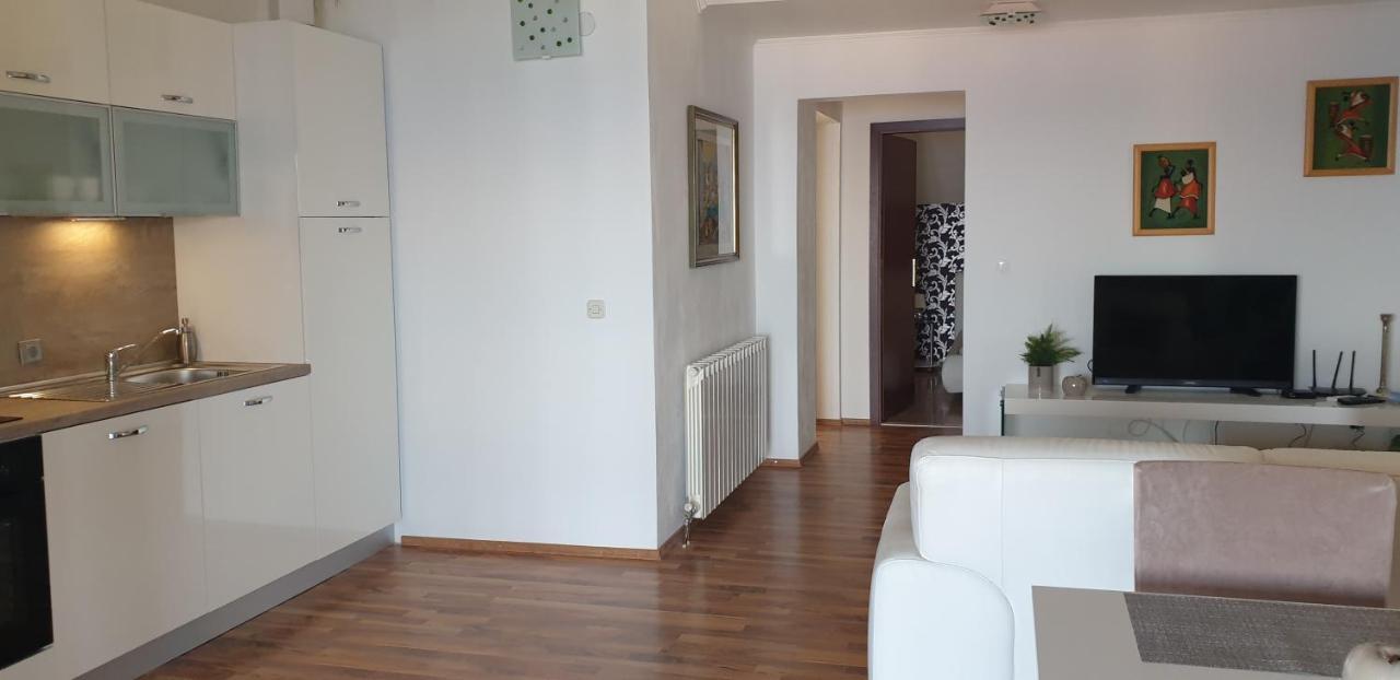 Apartments Sole Sumartin Zewnętrze zdjęcie